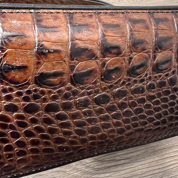 Vintage Brahmin Crocodile Embossed Shoulder Bag - Brown & Black - Picture 11 of 12